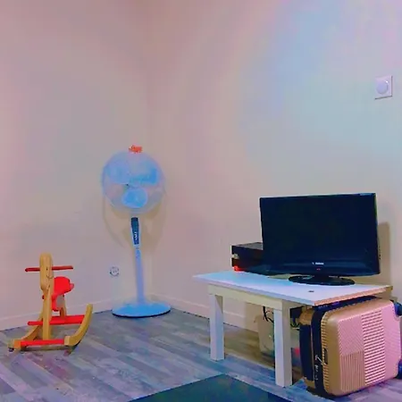 Apartment Grand Porte De Paris Montreuil (Seine-Saint-Denis)